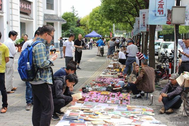 跑江湖摆地摊产品（跑江湖摆地摊十元模式）-易学副业